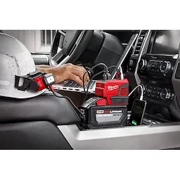 2846-20 - MILWAUKEE® M18™ TOP-OFF™ 175W Power Supply