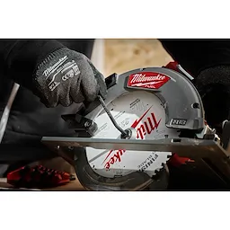 Image of the Milwaukee SAE 13-Key Ball End L-Key Set being used by a worker on a circular saw