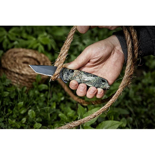 48-22-1535 - FASTBACK™ Camo Spring Assisted Knife