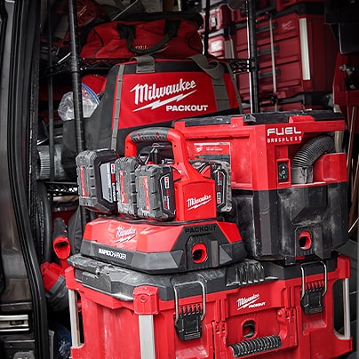 M18™ PACKOUT™ Six Bay Rapid Charger | Milwaukee Tool