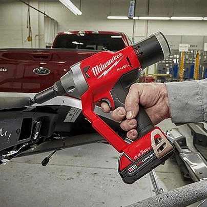 Milwaukee rivet gun discount bare