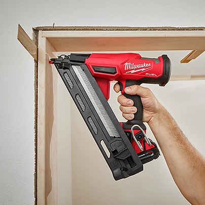 Milwaukee fuel finish discount nailer