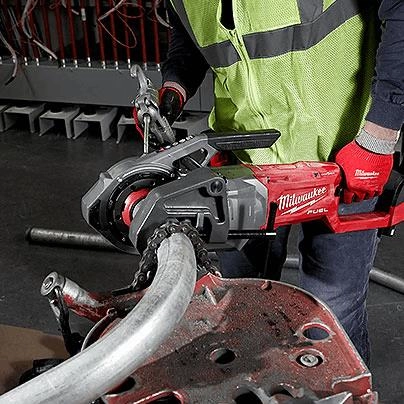 Milwaukee outlet m18 threader