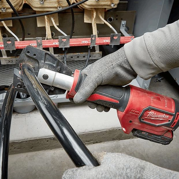 Electrical Installation Cable Cutters | Milwaukee Tool